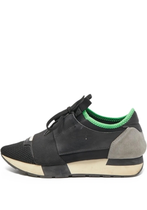 Balenciaga Pre-Owned mesh-panelled sneakers - Black