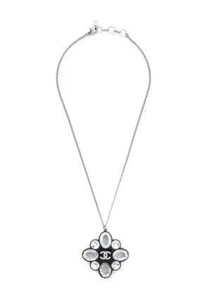 CHANEL Pre-Owned 2016 CC logo rhinestone pendant necklace - Silver