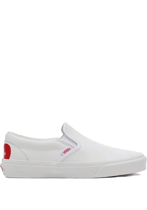 Vans Classic 'White' sneakers