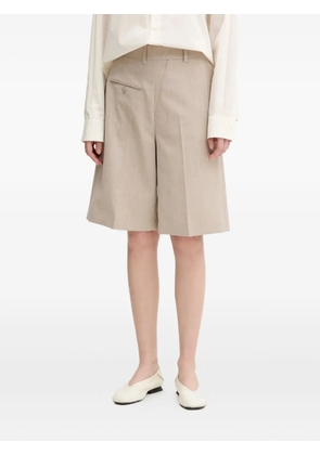 MM6 Maison Margiela front-crease welt-pocket shorts - Neutrals