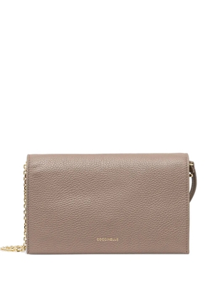 Coccinelle small chain-strap cross body bag - Neutrals