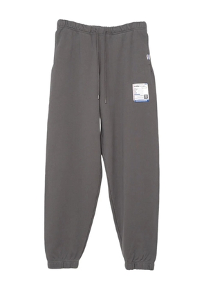 in･stru(men-tal). logo-patch trousers - Grey