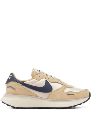 Nike Phoenix Waffle 'Light Orewood Brown' sneakers - Neutrals