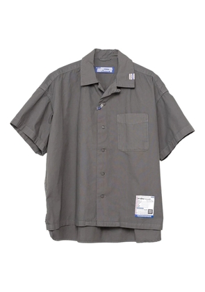 in･stru(men-tal). short-sleeve pocket shirt - Grey