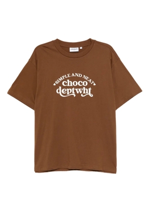 CHOCOOLATE logo-embroidered T-shirt - Brown