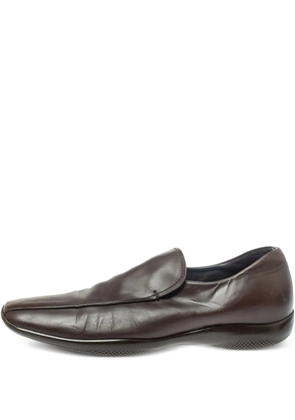 Prada Pre-Owned leather loafers - Brown