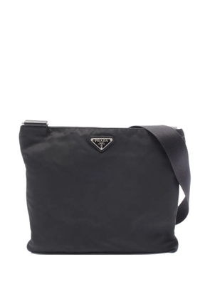 Prada Pre-Owned 2000s triangle-logo shoulder bag - Black
