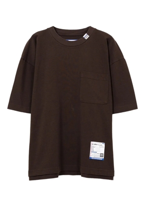 in･stru(men-tal). pocket half-sleeve T-shirt - Brown