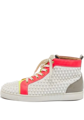 Christian Louboutin Pre-Owned spike-studded sneakers - White