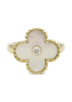 Van Cleef & Arpels Pre-Owned 2010s 18K yellow gold Alhambra mother of pearl and diamond ring