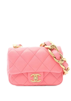 CHANEL Pre-Owned 2021 Matelasse shoulder bag - Pink