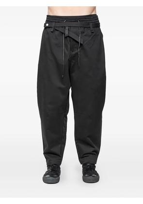 Joe Chia Depa belt-loop trousers - Black