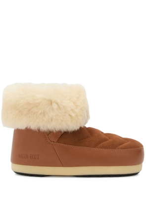 Moon Boot EVX quilted shearling boots - Brown
