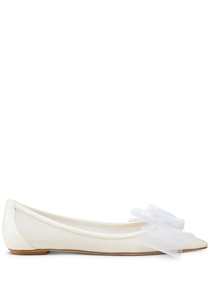 Stuart Weitzman Blushing Bow ballerina shoes - White