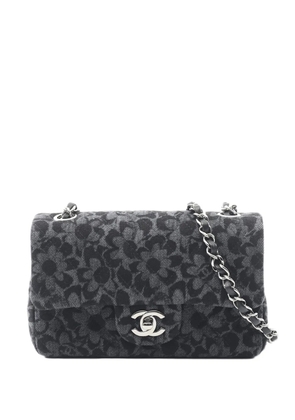 CHANEL Pre-Owned 2021-2025 Denim Quilted Flower Mini Rectangular Single Flap crossbody bag - Grey