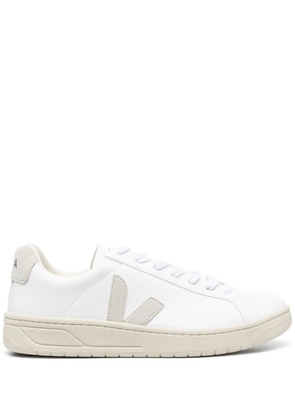 VEJA Urca lace-up sneakers - White