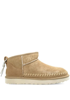 UGG Ultra Mini stitched boots - Neutrals