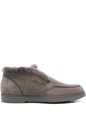 Doucal's fur-trim suede boots - Grey