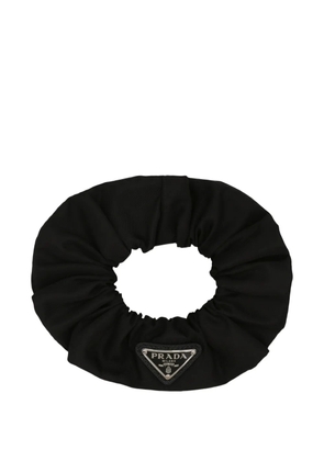 Prada ruffled triangle-plaque scrunchie - Black