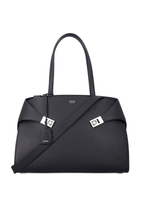 Ferragamo Hug top-zip leather shoulder bag - Black