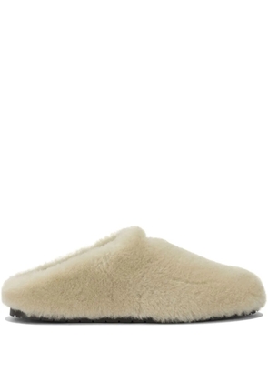 Prada fur flat mules - Neutrals