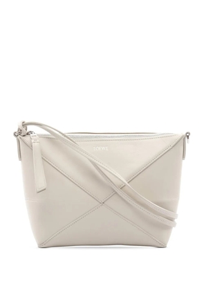 Loewe Pre-Owned 2010-2025 Puzzlefold Pouch crossbody bag - White