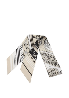 Hermès Pre-Owned 2020-2025 Festuval Des Amaxones printed scarf - Neutrals