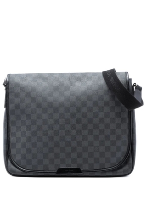 Louis Vuitton Pre-Owned 2009 Damier Graphite Daniel GM crossbody bag - Black