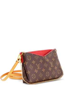 Louis Vuitton Pre-Owned Pallas Monogram Canvas with Leather clutch bag - Brown