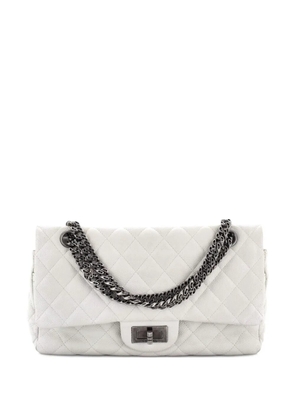 CHANEL Pre-Owned Reissue 2.55 Flap Bag Quilted Caviar 225 shoulder bag - Neutrals