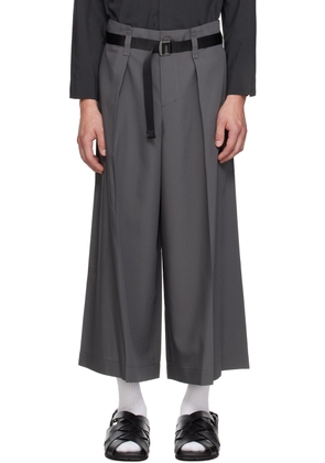 132 5. ISSEY MIYAKE Gray Oblique Fold Trousers