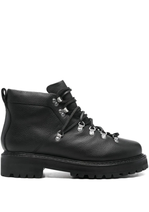 G.H. Bass & Co. leather hiking boots - Black