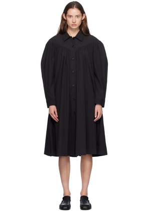 AMOMENTO Black V-Line Yoke Shirring Midi Dress