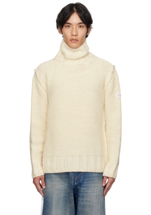 MM6 Maison Margiela Off-White Chunky Wool Turtleneck