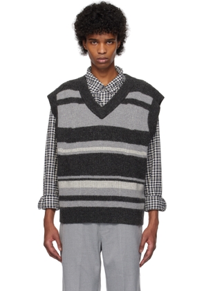 C2H4 Gray & Black Hollow Out V-Neck Knit Vest
