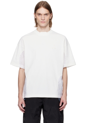 A. A. Spectrum Off-White Froze T-shirt