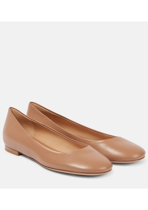 Gianvito Rossi Leather ballet flats