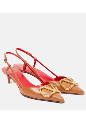 Valentino Garavani VLogo Signature 40 leather slingback pumps