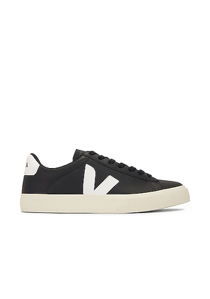 Veja Campo in Black & White - Black. Size 41 (also in ).