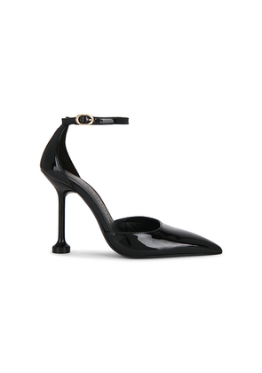 Stuart Weitzman Stuartini Pump 100 in Black. Size 6. Also in 6.5, 7, 7.5, 8, 8.5, 9.