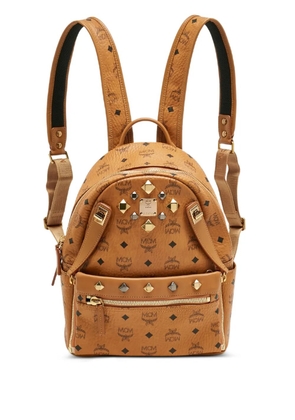 MCM Pre-Owned Stark studded backpack - Brown