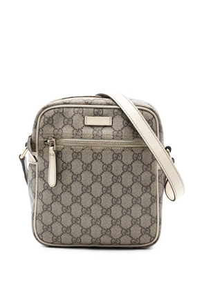 Gucci Pre-Owned 2016-2025 GG Supreme crossbody bag - Brown