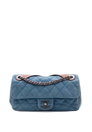 CHANEL Pre-Owned 2010-2011 Medium Iridescent Calfskin In The Mix Flap shoulder bag - Blue