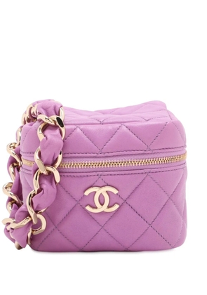 CHANEL Pre-Owned 2021 CC Quilted Lambskin Cube Wristlet Case vanity bag - Purple