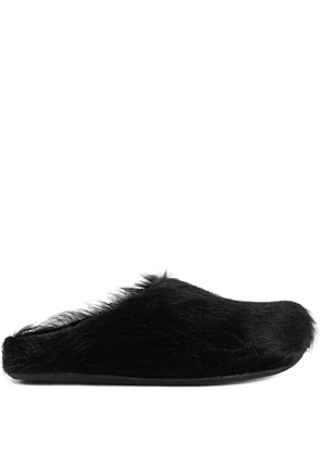 Marni Fussbett long-hair calfskin sabot - Black