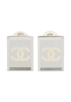 CHANEL Pre-Owned 2003 CC Mark square earrings - White