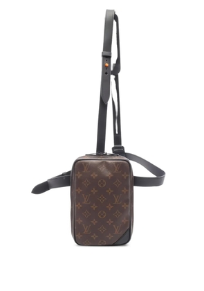 Louis Vuitton Pre-Owned 2018 Utility shoulder bag - Brown