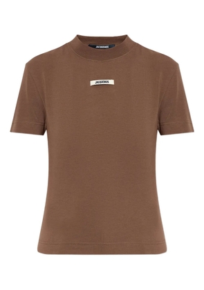 Jacquemus logo-patch T-shirt - Brown