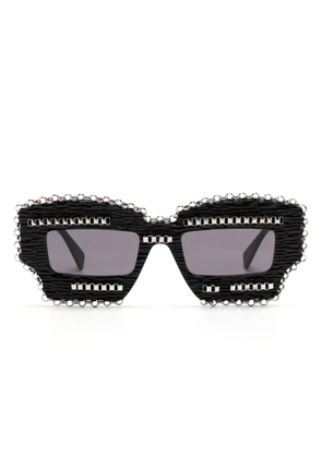Kuboraum chain-detailing sunglasses - Black