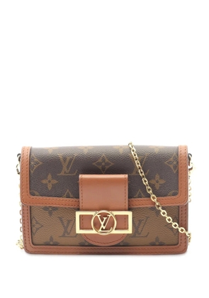 Louis Vuitton Pre-Owned 2021-2025 Monogram Reverse Dauphine Wallet on Chain crossbody bag - Brown